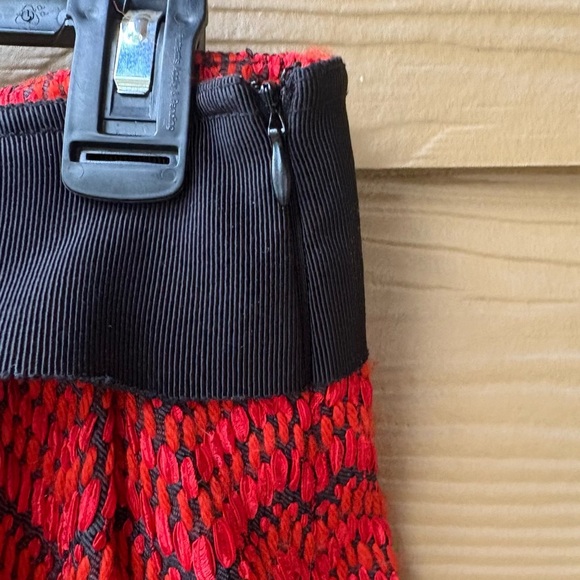 Etro Pink and Red Smocked Skater Mini Skirt - Picture 3 of 6